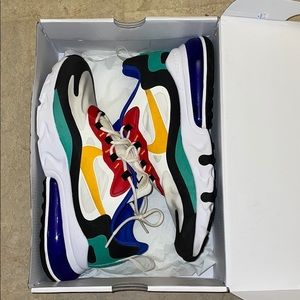 Nike Air Max 270 React